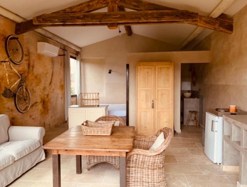 Bed and Breakfast Le Vieux Portail Saint-Saturnin-lès-Apt Exterior foto