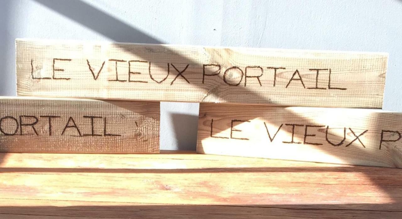 Bed and Breakfast Le Vieux Portail Saint-Saturnin-lès-Apt Exterior foto
